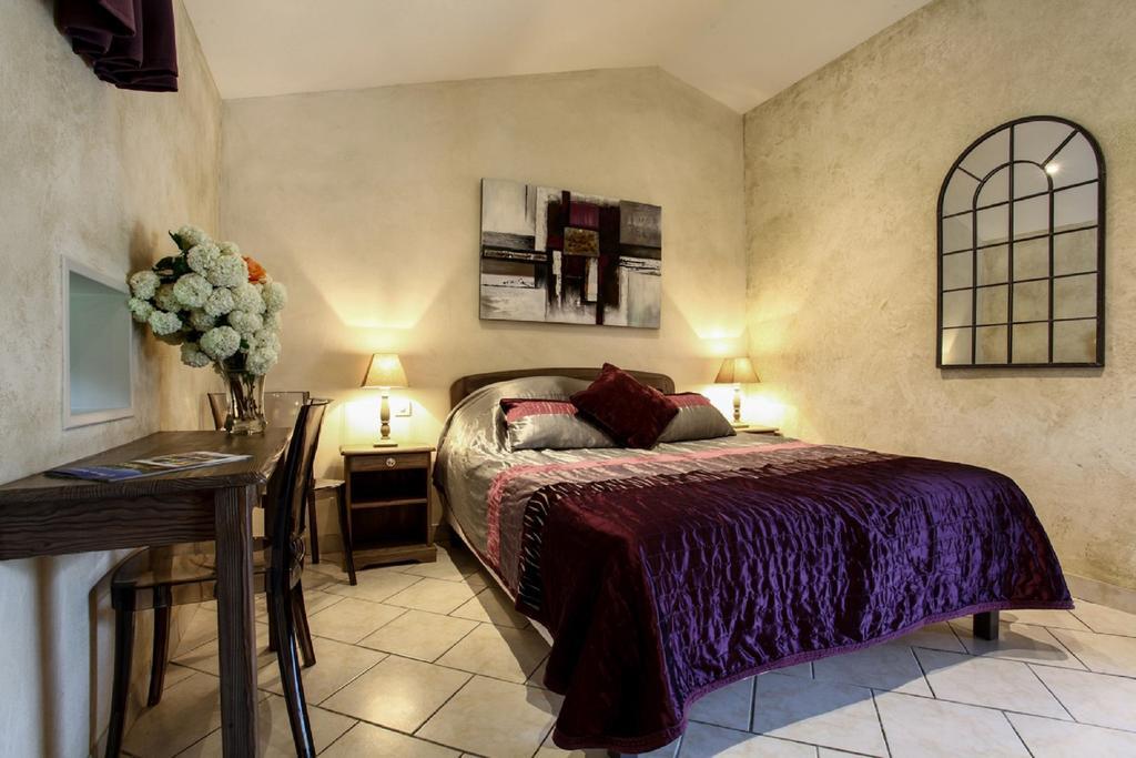 Chambres D'Hotes Les Peyrouses Sarlat-la-Canéda Exteriör bild